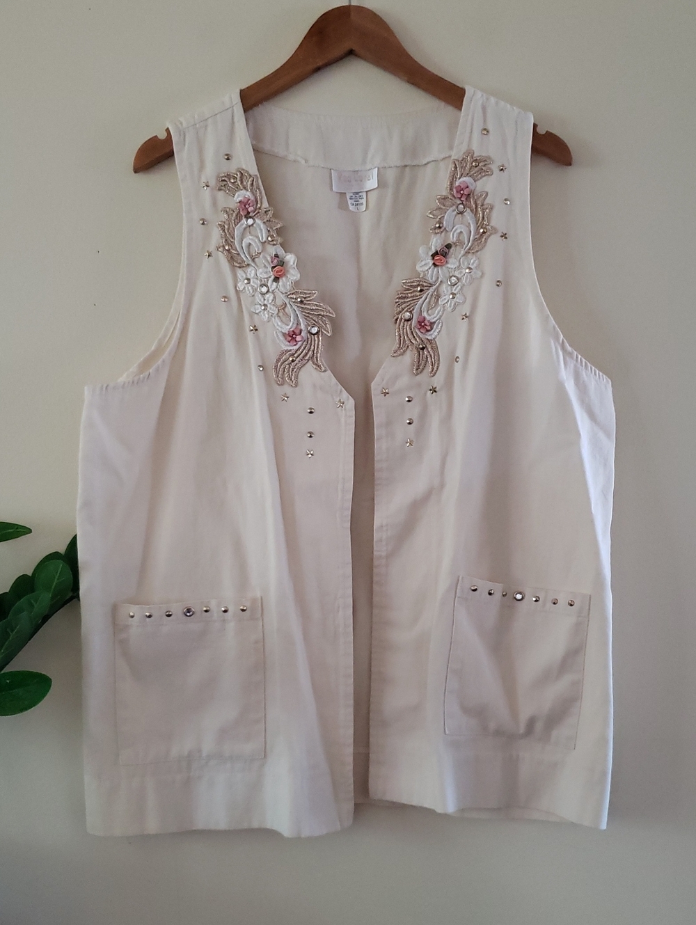 Vintage Cotton Open Front With  Embroidered Studded Applique - Made In USA - L